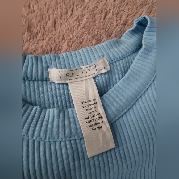 Tilly's Open Back Tee - Picture 2 of 4